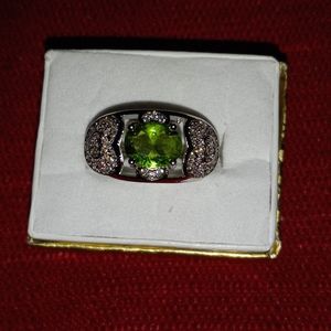 Peridot & CZ Sterling Silver 925 Ring Sz 7